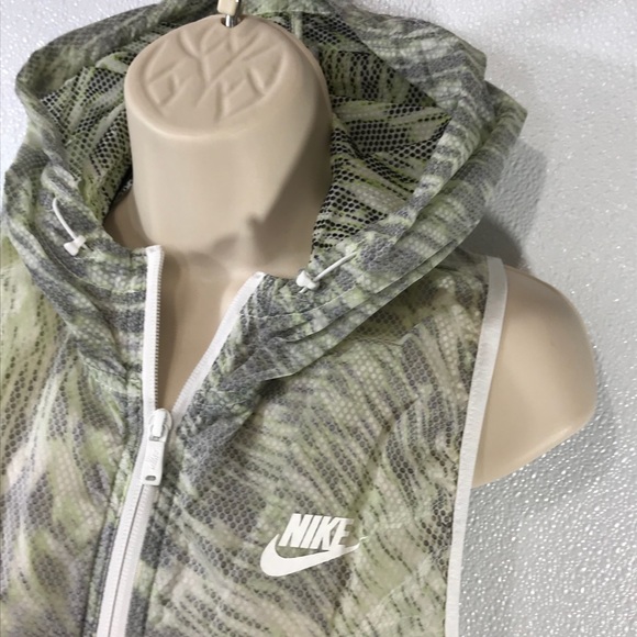 Nike sportswear Tech Vest Jacket - Picture 4 of 8